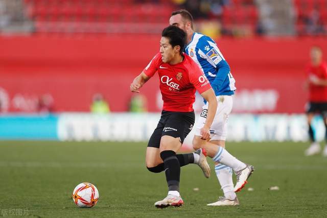意甲-吉鲁2助攻奥卡福尔绝杀 AC米兰3-2乌迪内