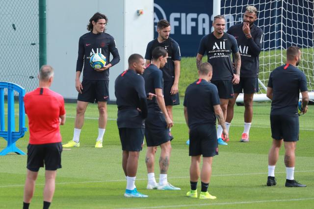 胡金秋37分广厦胜山东 利夫22分同曦胜深圳